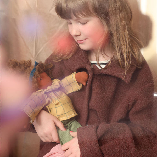 Il potere del gioco simbolico: quando una banana diventa un telefono