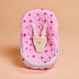 Capsula seggiolino auto per bambole Tiny Harlow - Strawberry Picnic Tiny H